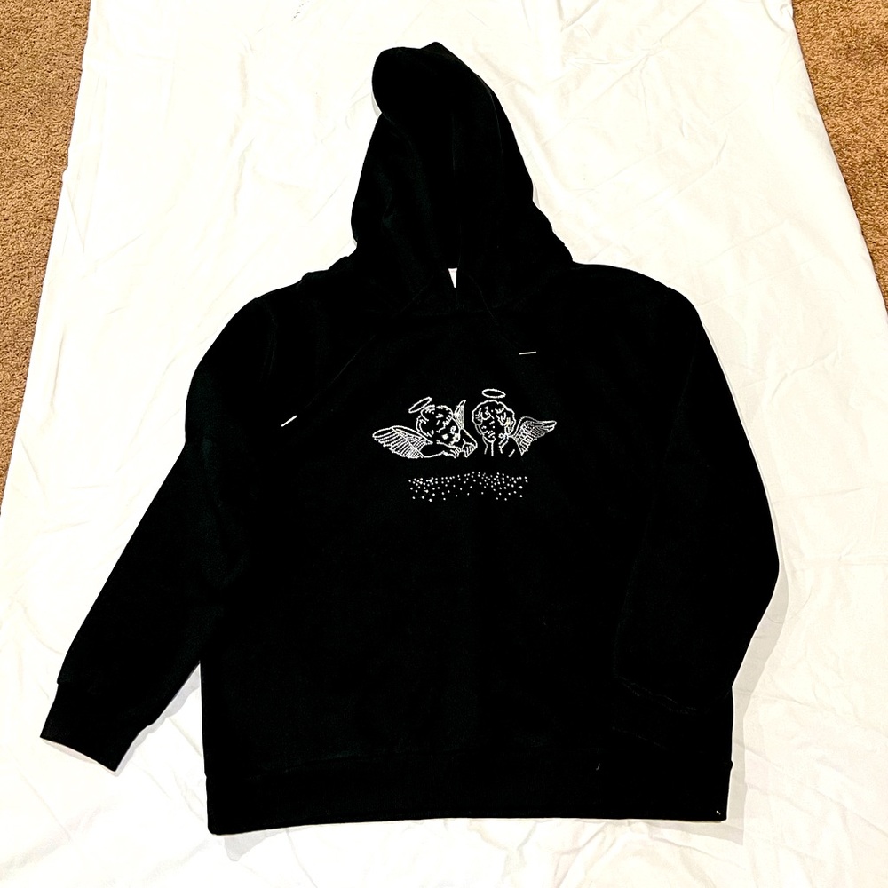 NWOT Romwe Black Pullover Hoodie W/Rhinestone Angels Sz L